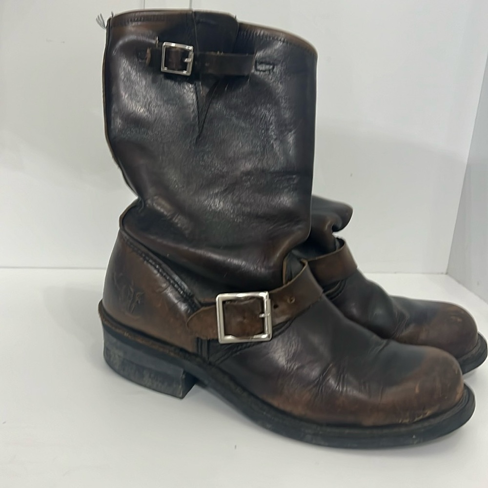 Frye Veronica boot, black/brown leather. Size 7.5